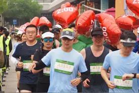 漂亮“兔子”配速！2024济南奥体半程马拉松风景美丽图片