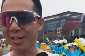 武大毕业10年男子汉马跑出个人最好成绩：经过凌波门感到亲切又自豪图片