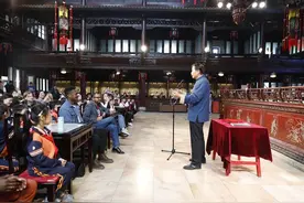 古彩戏法走进天津百年戏楼图片