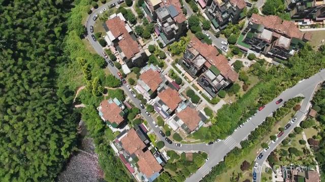 夏季“候鸟”栖息地遵义登榜前十，避暑旅居成为当地新时尚