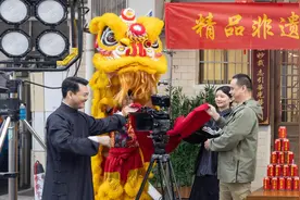 非遗微电影《香云纱》在东莞虎门开机图片