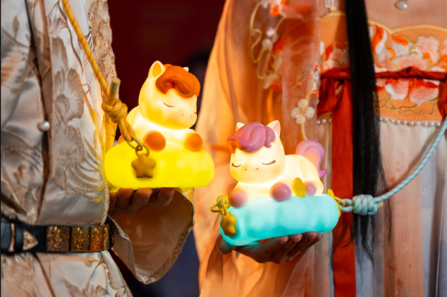 点亮“最上海”年味！2026上海豫园灯会启幕，共享36天沉浸式海派新春盛宴