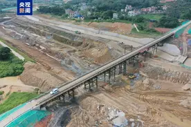 进度条刷新 广西平陆运河全线16座保通桥全部建成通车图片