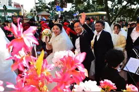 音乐集体婚礼在青岛浪漫举行图片