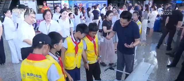 全国科普月