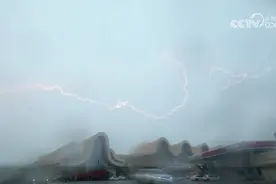 遭遇雷电不同情形应对方式不同，遇到雷击如何正确应对？科普图片