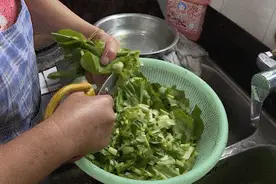 奉贤人不吃上一碗新米做的咸肉菜饭，这个长假不能算是完美的！图片