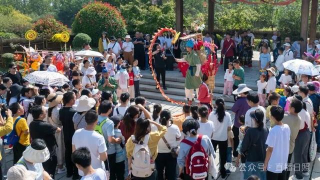 日照天台山旅游区人气爆棚！