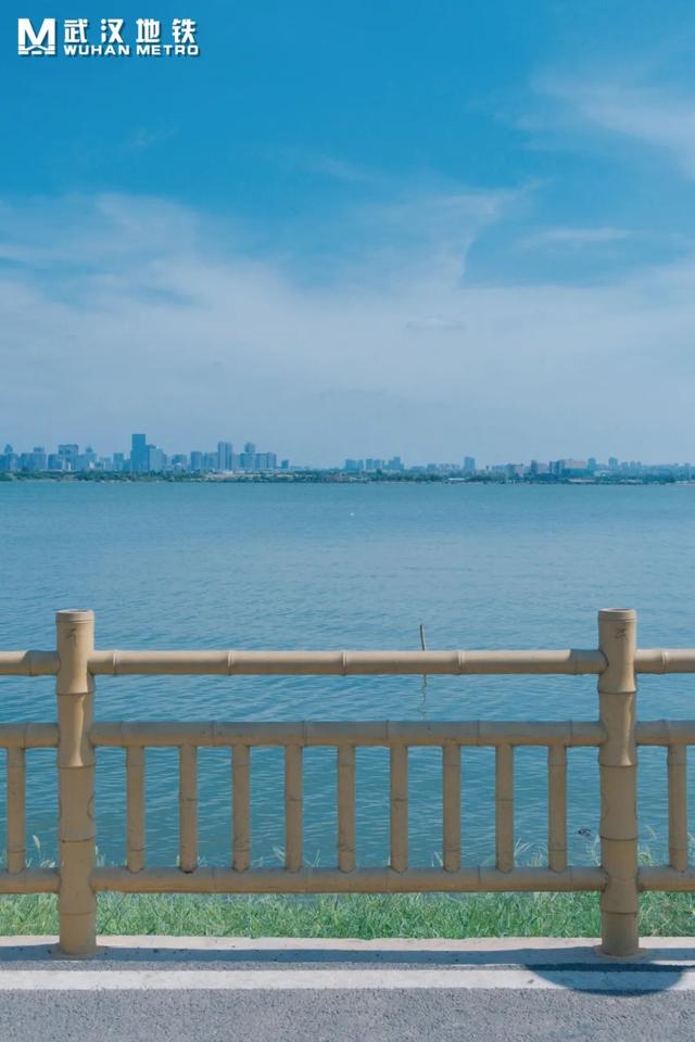 武汉的浪漫，一半藏在水边，一半藏在夏天！