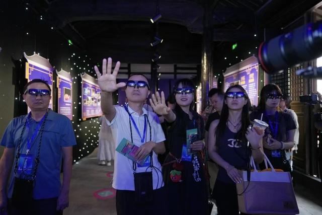 刻瓜灯遇上“AI+AR”艺术展，在南河头沉浸式体验民艺魅力