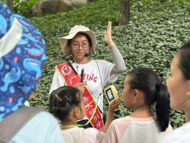 广州珠江公园免费讲解服务获赞，志愿者用故事传递绿美广州温度