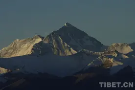 1975：珠峰英雄图片