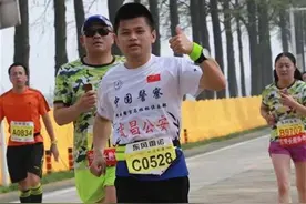 从畏惧3000米到每天10公里，武昌警营长跑达人的马拉松之路图片