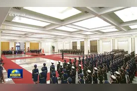 独家视频丨习近平举行仪式欢迎巴基斯坦总统扎尔达里访华图片