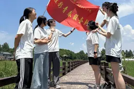 大悟宣化：直播助农走基层   培养电商“新农人”图片