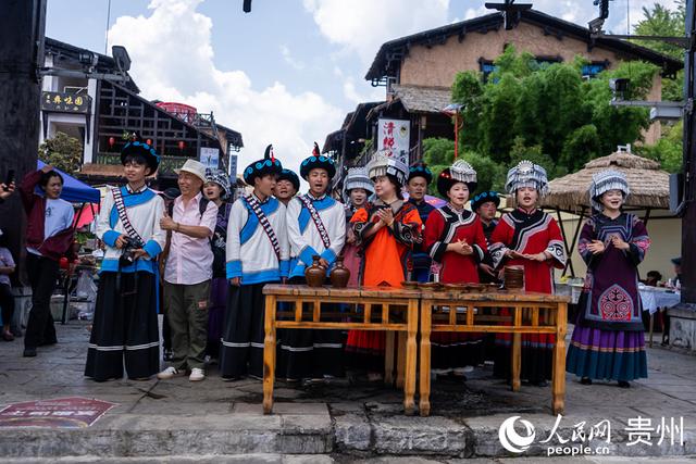 行进中国｜在清凉山水中“慢旅居”