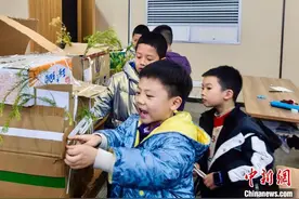 （新春走基层）“娘家人”帮带娃：玩伴多 花样多 欢乐多图片