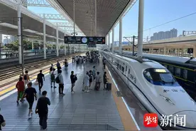 江阴—成都“朝发夕至”……7月1日起，铁路无锡站实行新列车运行图图片