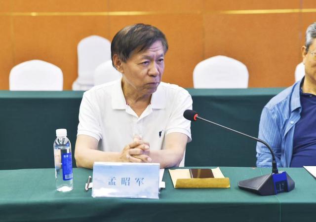 “跟着名家去旅行·蒙山文化高峰论坛”在蒙山成功举办