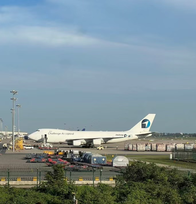 港视角丨速来get宝藏观机打卡地，一起“追飞机”！