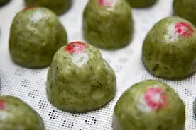 清明“顶流”食物艾草青团、野菊花该怎么吃？哪些人不能吃？来看专家建议图片