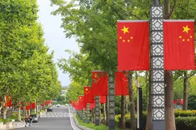 南大校园继续开放！点击官微这里↓预约入校图片