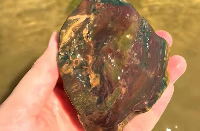 来辽宁“寻宝”，捡石头路线都给你摸清楚儿的