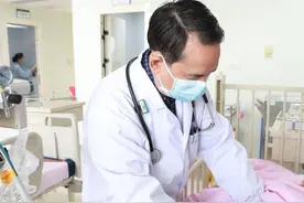可怕！3岁娃误服84消毒液被送ICU图片