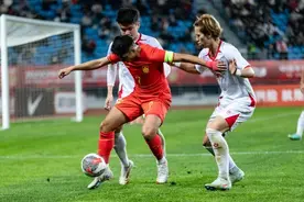 十人U22国足1比1越南U22！不败战绩夺盐城四国赛冠军图片