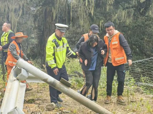“此生必驾318”？先敬这群“与风雪掰手腕”的人！
