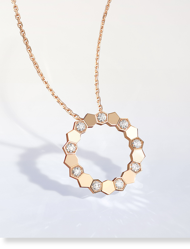 自成一格，共谱灵韵新姿