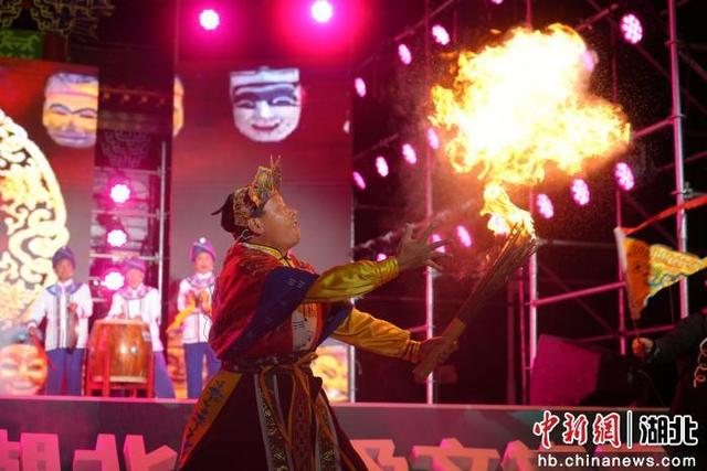 “知音湖北”超级文旅日启幕 恩施发布千余种优惠