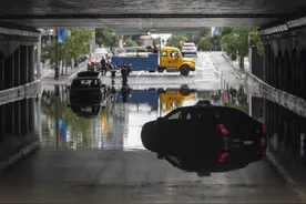 多伦多遭遇强降雨图片