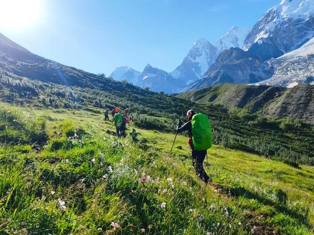 资深驴友劝退：走过珠峰东坡徒步，却不敢挑战鳌太线，因为它实在太危险
