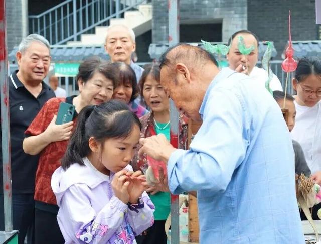 精彩来袭，西充这场演出不“艺”般！