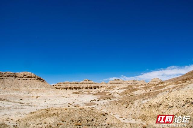 又向青藏踏雪行⑪丨天荒地老处，谁在雕刻时光——穿越阿里札达的地质史诗