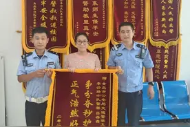 李沧交警与时间赛跑 为受伤男童紧急开辟绿色就医通道图片