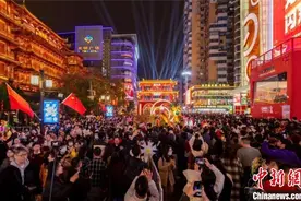 春节成功申遗 广州“行花街”绽放城市年节光彩图片