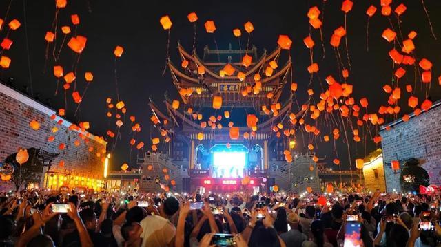 益阳明清古巷国庆假期接待游客超50万人次