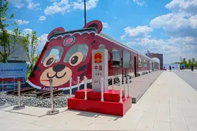 长春大学旅游学院在第63届高博会上精彩亮相图片