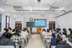 以AI赋能师范教育，河南师大“智”启未来教师图片