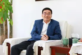 浙江高校新校长访谈录② 宁波大学校长蔡荣根院士图片