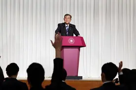 内阁支持率“低开”、资本市场波动，日本新首相石破茂开局不顺？图片