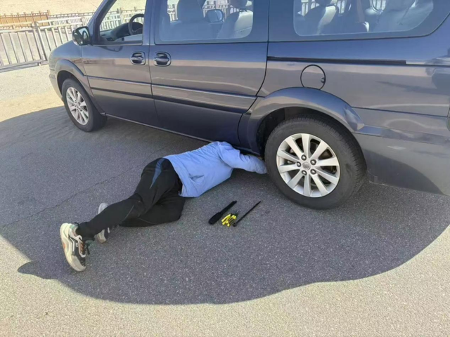 凡人善举·文明敦煌｜敦煌雅丹樊海春：戈壁上的暖心守护者！