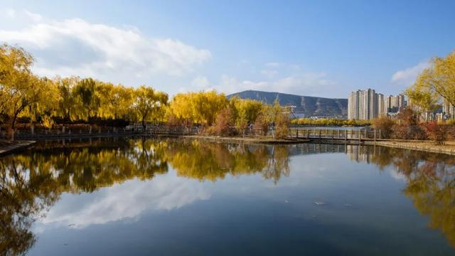 图说定西 | 定西湖畔风景如画