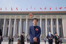 两会代表郝持胜：露酒价值开发不足，要加大露酒酿造技艺传承与保护图片