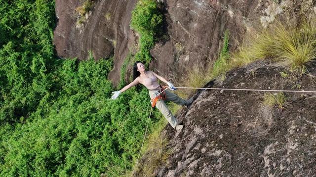 龙虎天下绝，飞檐走“鼻”！2025龙虎山岩壁速降赛圆满收官！