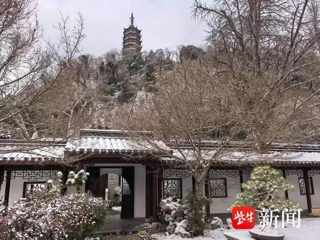雪映三山美如画 银装素裹迎客来 景区全力守护！镇江市民游客安全赏景