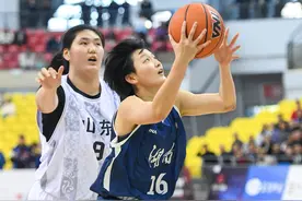 湖南女篮夺得银牌 为湖南6支代表队最高名次图片