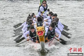 最炫民族风：贵州龙舟遥遥领先 云南射弩加赛绝杀图片